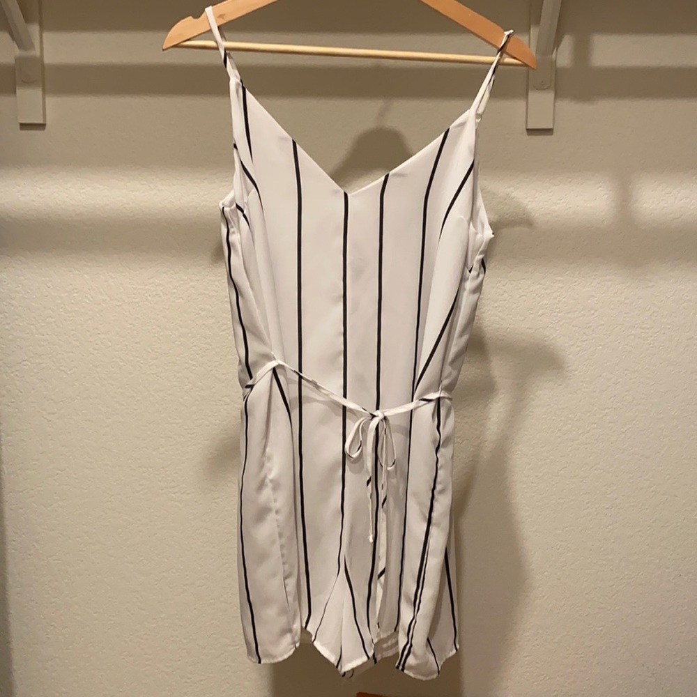 Cotton On. Size XS.